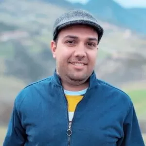 کلاراوب | آژانس طراحی وبسایت 17 مهدی تمسکی